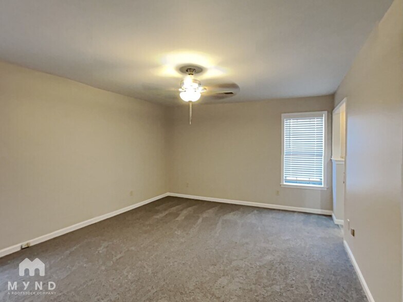 Building Photo - 7002 Timber Rise Cove