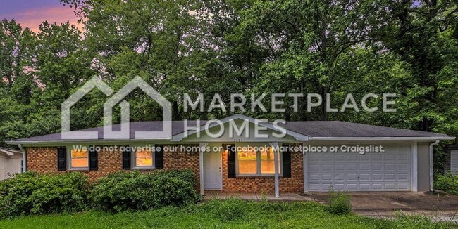 Primary Photo - 3004 Twelve Oaks Cir