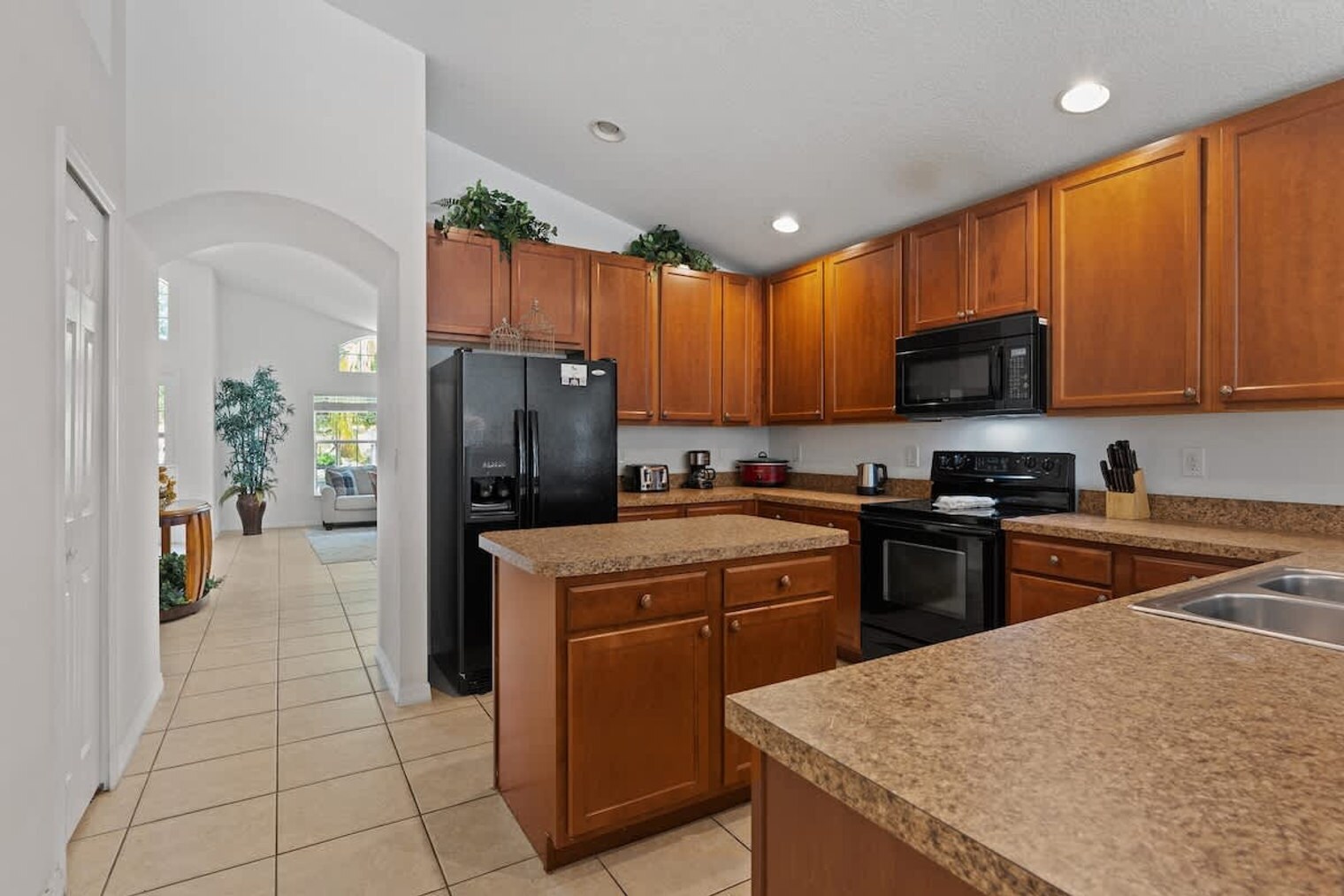 Building Photo - 2512 Dharma Cir