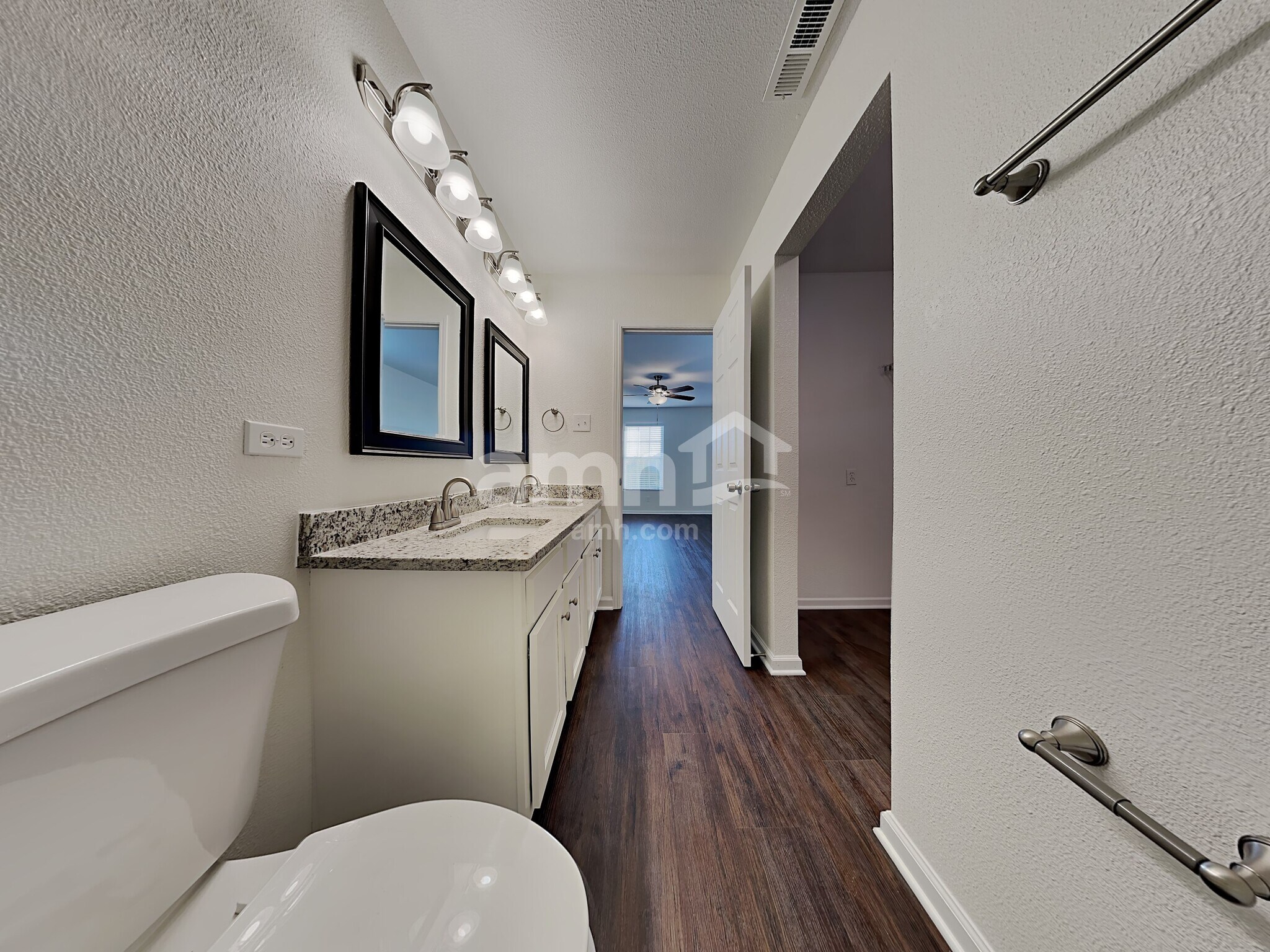 Building Photo - 1503 Pencross Ln