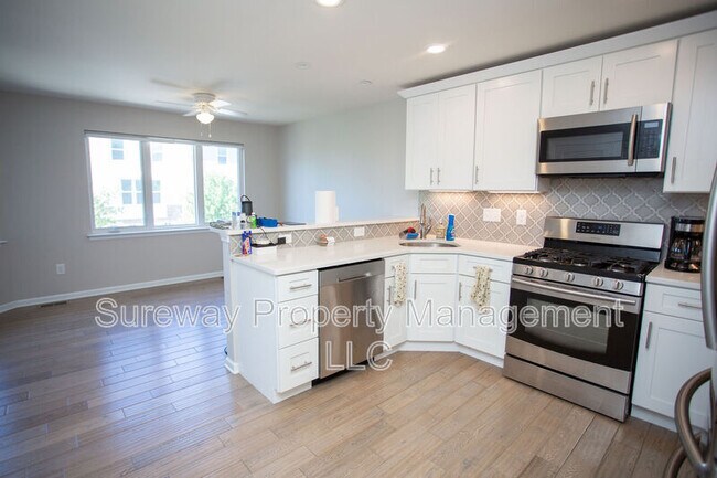 Building Photo - 6 Regency Ct