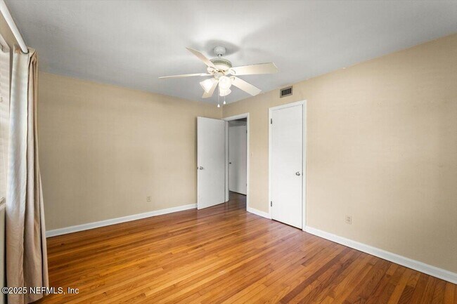 Building Photo - 2240 Jose Cir S