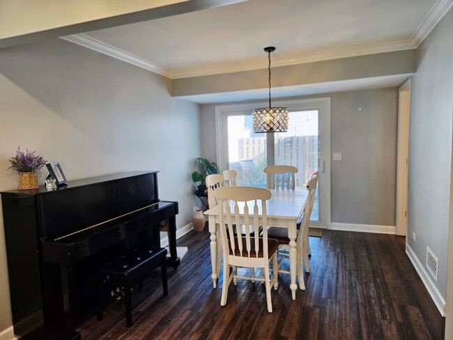 Building Photo - 116 Presidential Blvd