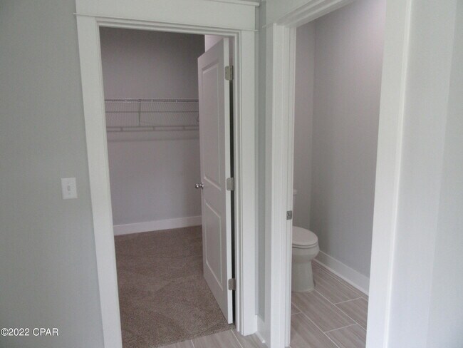Building Photo - 154 Drews Ln
