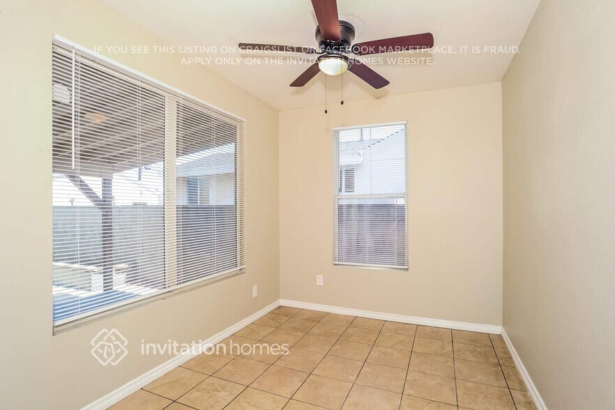 Building Photo - 10821 Rosecrans Ave