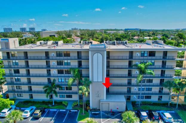 Building Photo - 14 Royal Palm Way