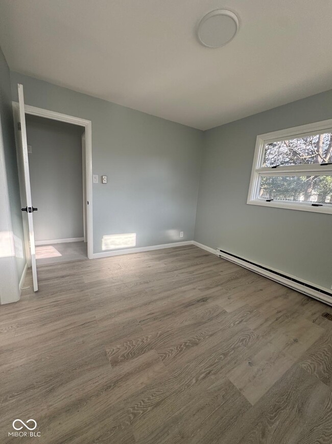 Building Photo - 3401 W 57th St