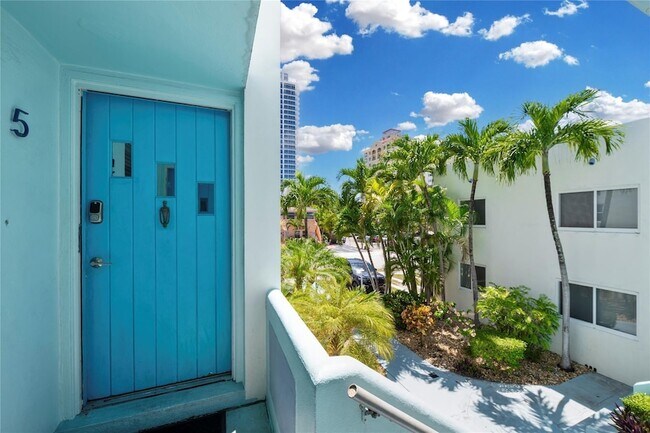 Building Photo - 3015 Seville St