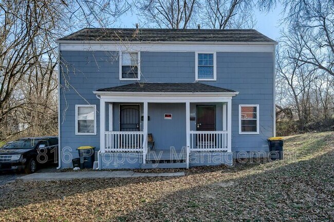 Building Photo - 1807-1809 E 74th Terr