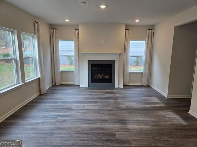 Building Photo - 167 Vly Oak Dr