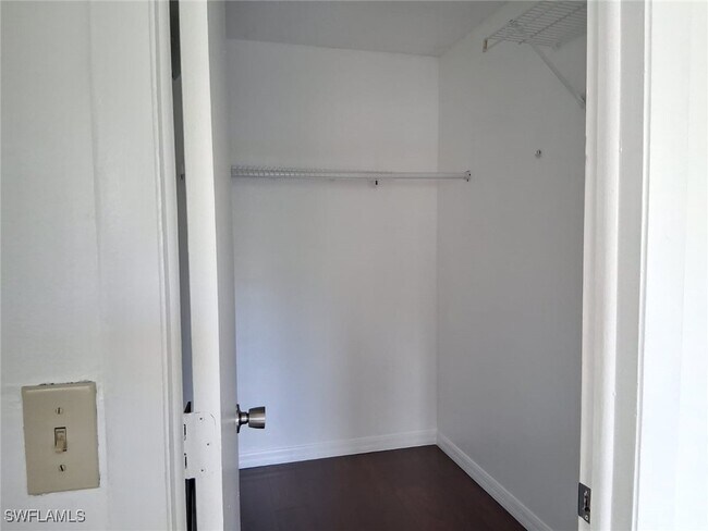 Building Photo - 108 Santa Clara Dr