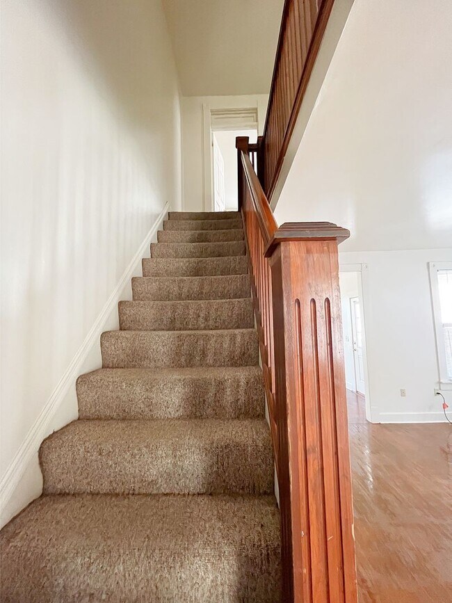 Building Photo - 1315-1317 North 18th Street