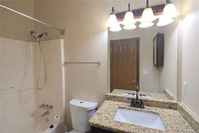 Building Photo - 1980 Champions Pkwy NW