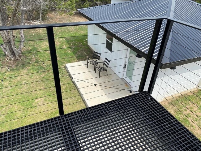 Building Photo - 31 Heathrow Ln
