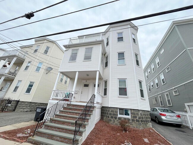 Building Photo - 31 Belknap St