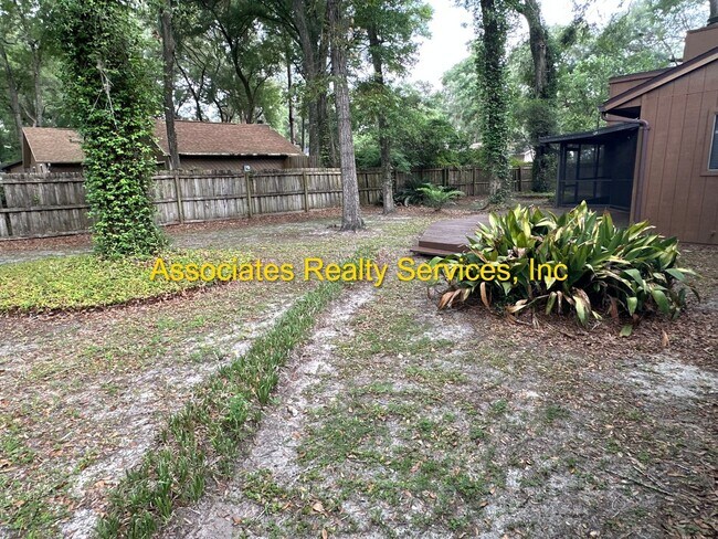 Building Photo - Single Family home in The Woodland in SW Gainesville-Great Location!