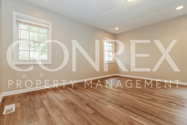 Building Photo - Great home in Summerville!