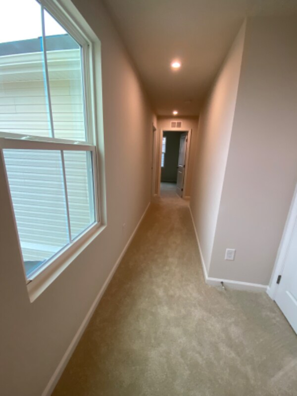 Building Photo - 420 Harmony Hl Trl
