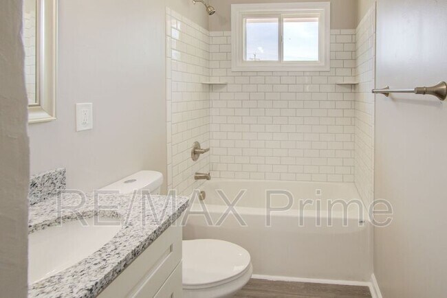 Building Photo - 7919 Thompson Rd