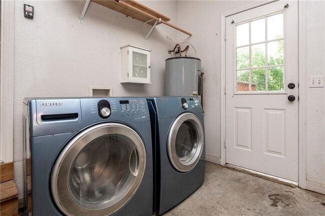 Building Photo - 9763 E Plentywood Rd