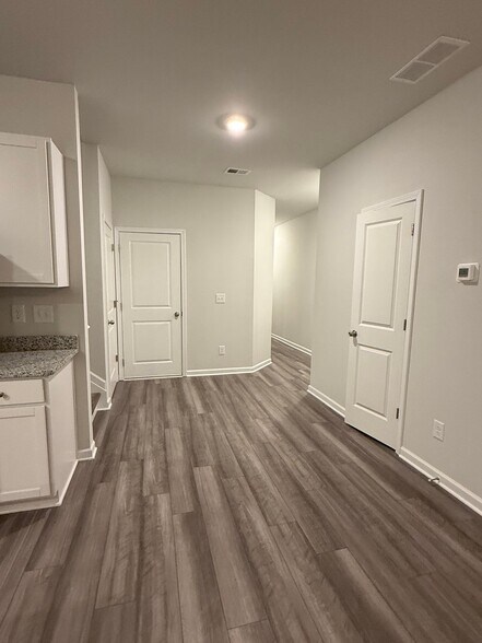 Building Photo - 124 Brexley Dr