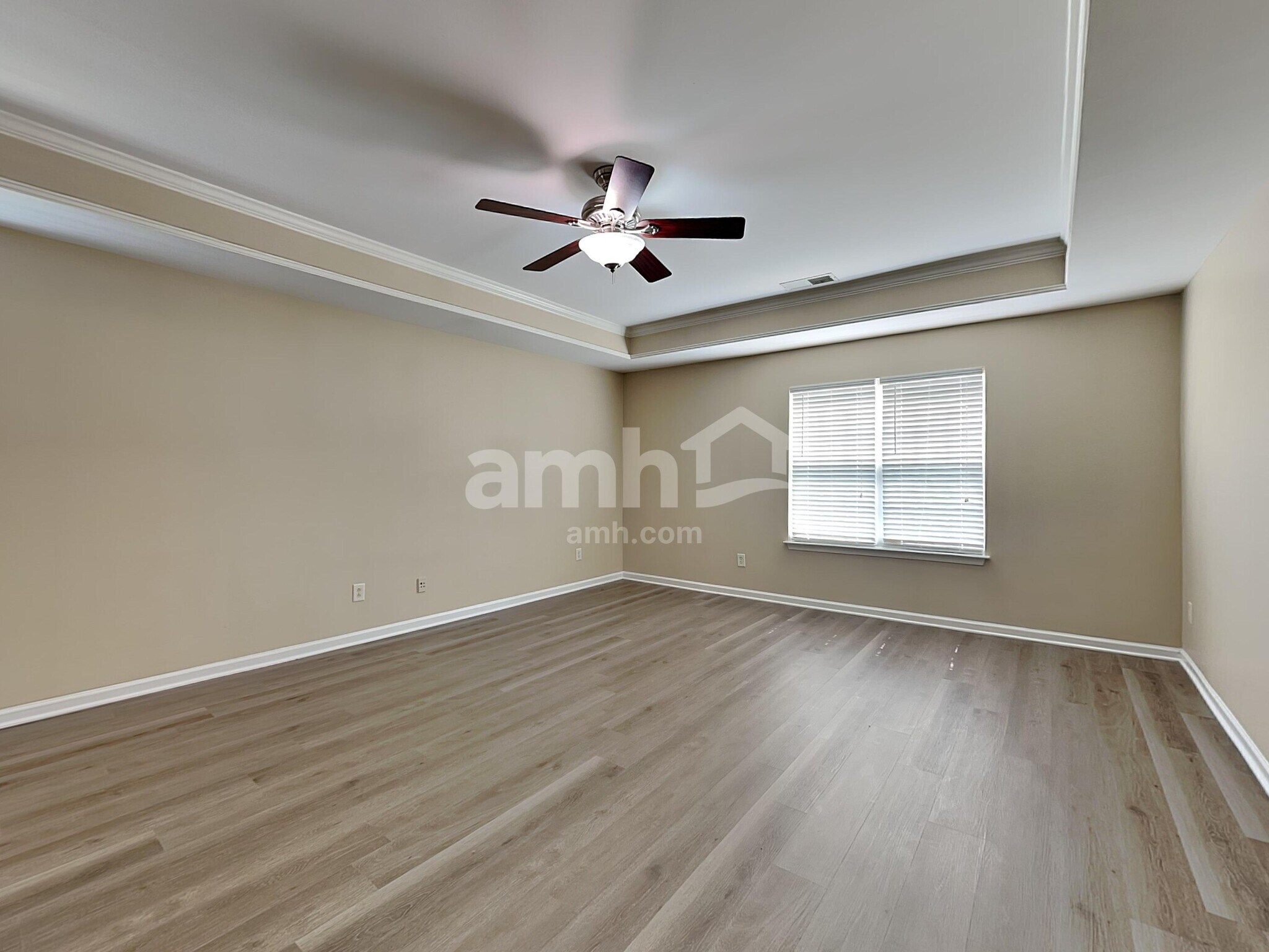 Building Photo - 3735 Village Springs Dr