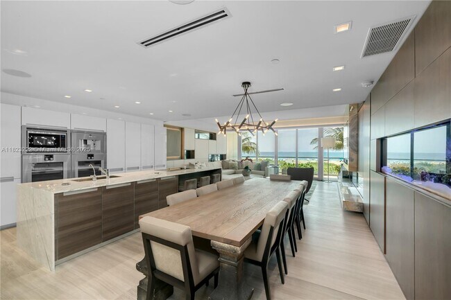 Building Photo - 321 Ocean Dr
