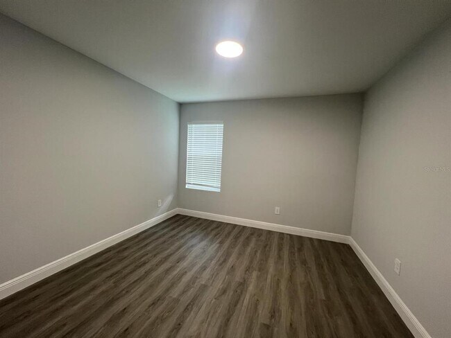 Building Photo - 519 Blackbird Ln
