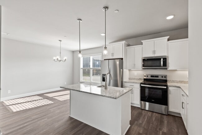 Building Photo - 232 Franklin St