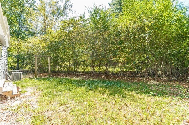 Building Photo - 806 Houndstooth Trail NW