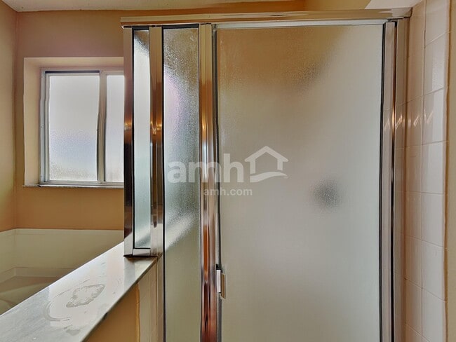 Building Photo - 1962 Kimlyn Cir