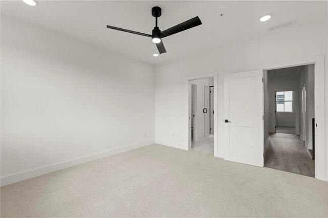 Building Photo - 673 soul Aly