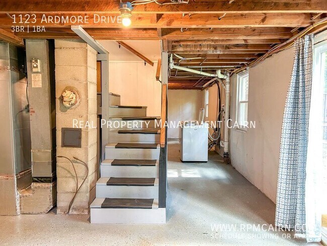 Building Photo - 1123 Ardmore Dr