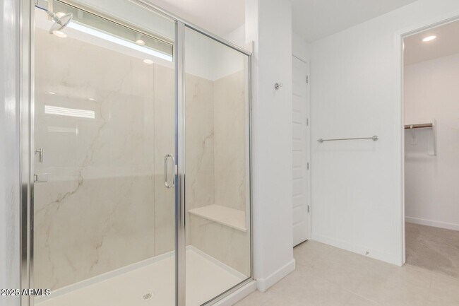 Building Photo - 11157 W Parkway Dr