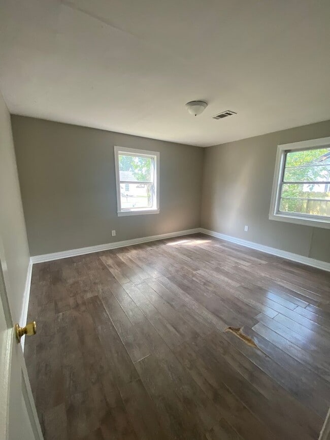 Building Photo - 4313 Spradling Ave