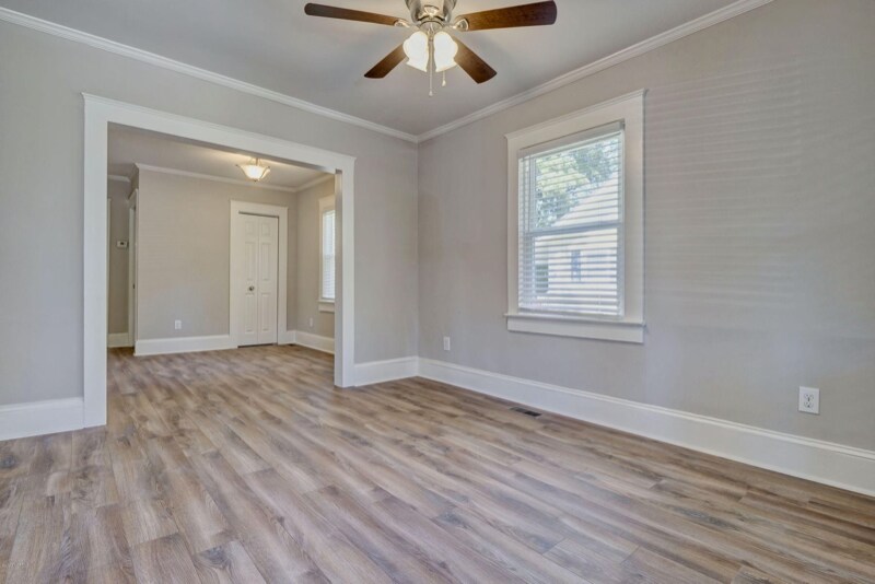 Building Photo - 105 Montgomery Ave