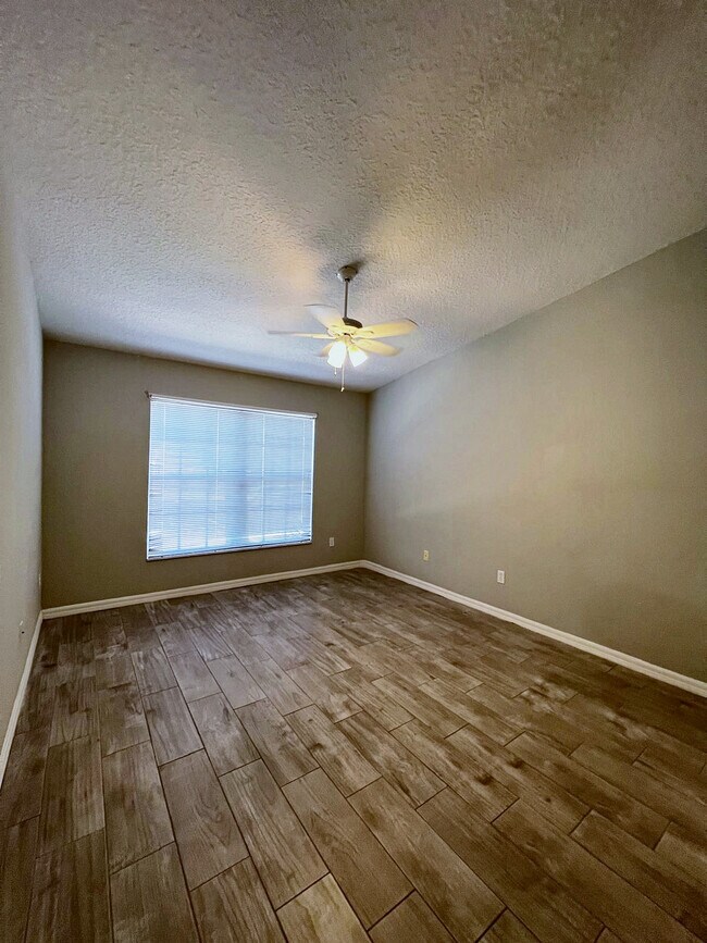 Building Photo - 3535 Forest Branch Dr