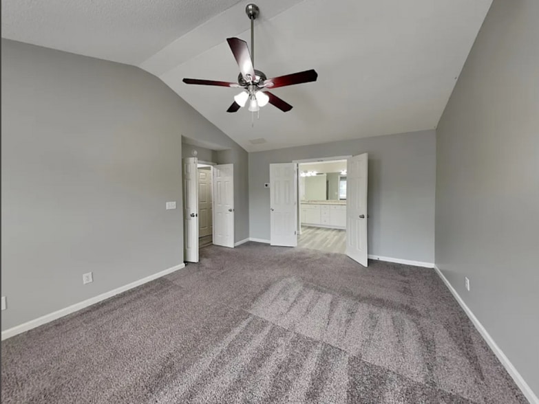 Building Photo - 3050 Donamire Ave NW