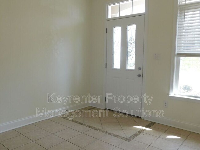Building Photo - 42 Enchanted View Cir