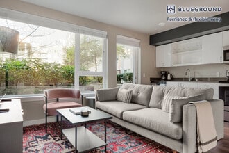 Building Photo - 2690 152nd Ave NE