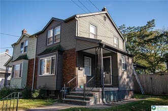 Building Photo - 112 W Grant St