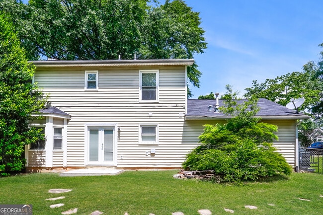 Building Photo - 3618 Chinaberry Ln