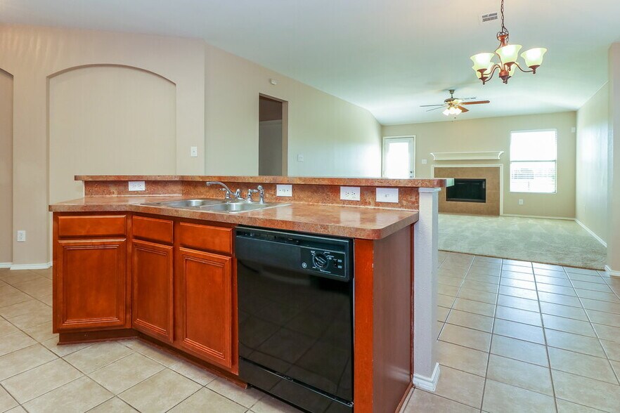 Building Photo - 7307 Fossil Creek Dr
