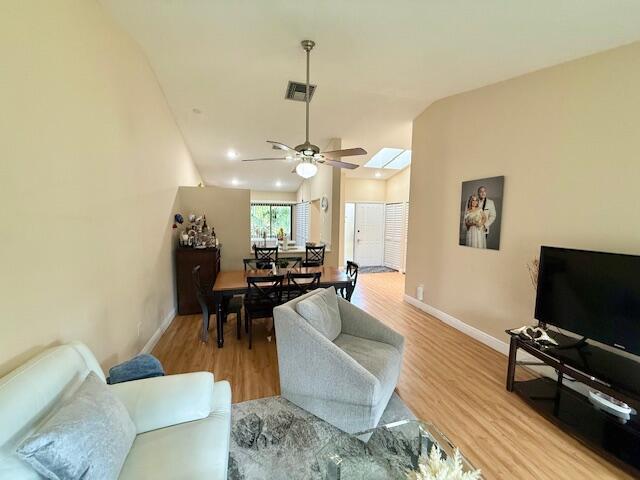 Building Photo - 13017 Northshire Trail