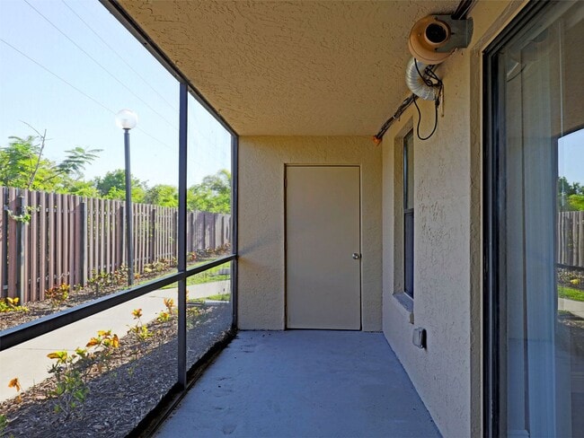 Building Photo - Mystic Gardens 5309-905