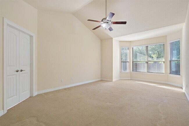 Building Photo - 8704 Old Corral Cove