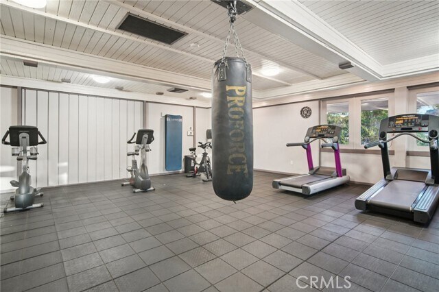 Building Photo - 1072 Cabrillo Park Dr