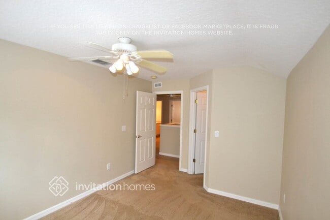 Building Photo - 6219 Gannetdale Dr