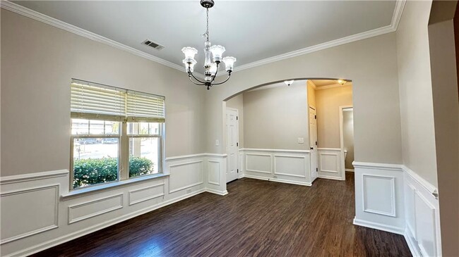 Building Photo - 4408 Black Hills Dr NW