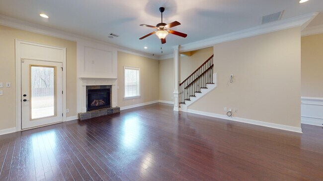 Building Photo - 170 S Charleson Crossing